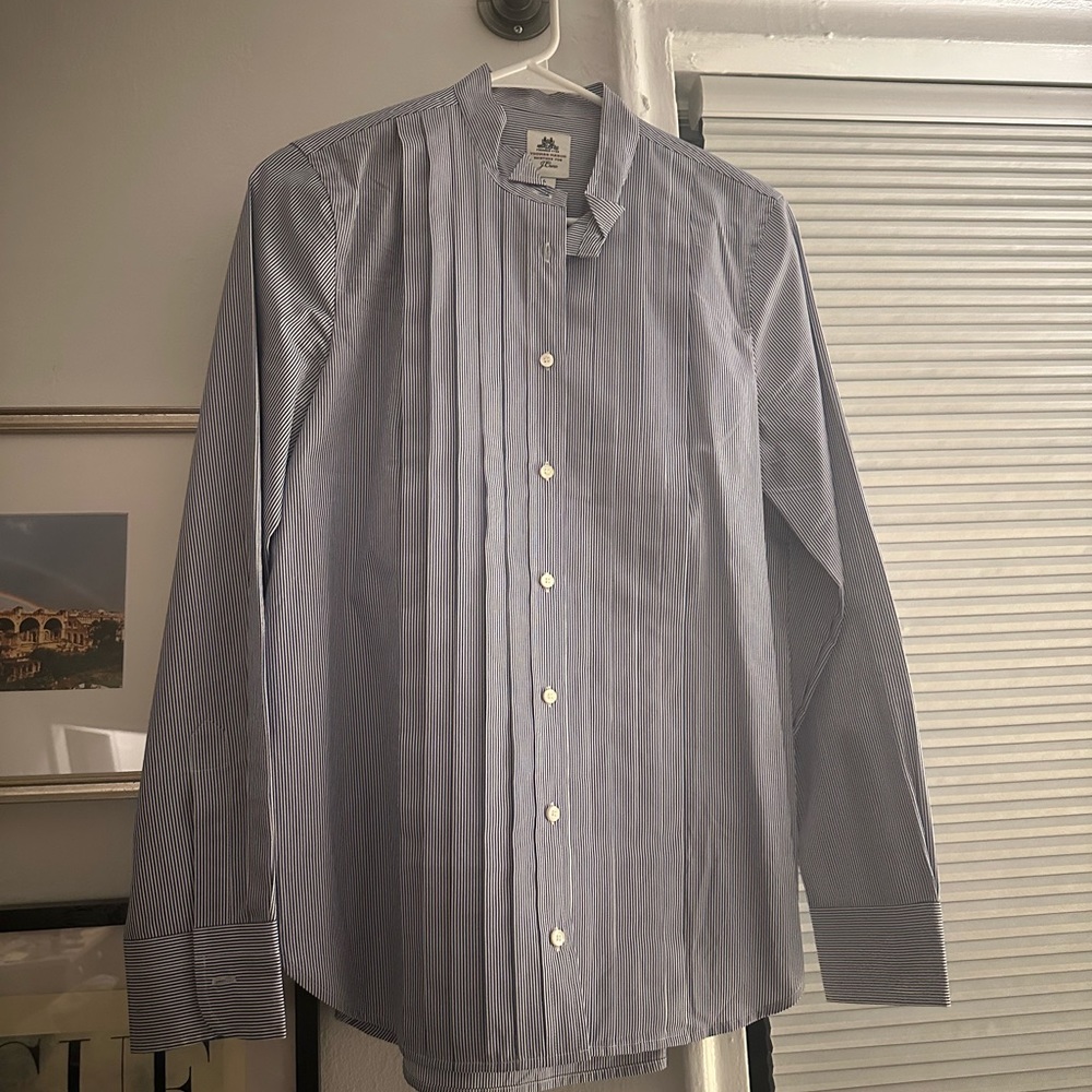 J. Crew, Size 6, Blue & White Striped Long Sleeve Button Down